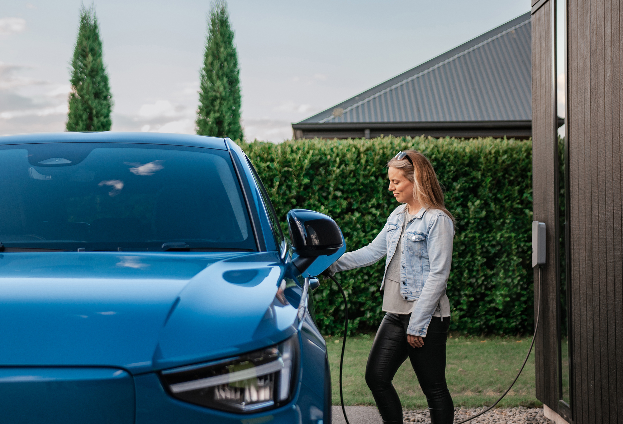 charging car with Evnex at home